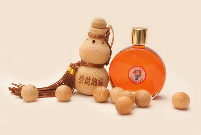 35ml 阿里山檜木精油 + 台灣檜木葫蘆聞香瓶(大)-招財納福