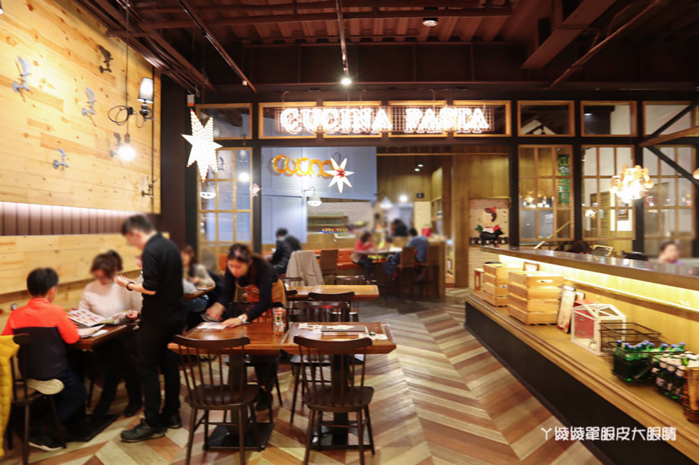 新竹美食餐廳推薦佐佐義，竹北平價義式料理！小木偶童話玻璃屋