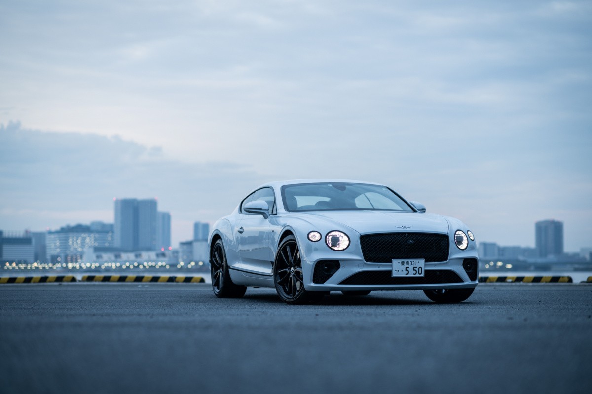 コンチネンタルgt から読み解く ベントレーという魅惑の世界