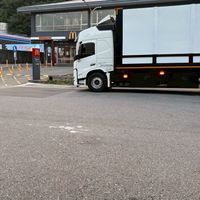 小眼睛酸民團