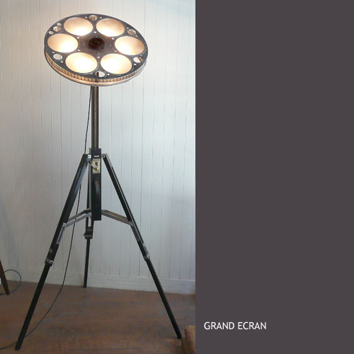 走！一起栽進骨董的世界！