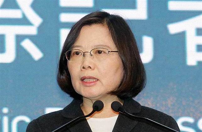蔡英文穩連任？妖西預言：綠營必分裂 論文門續發酵