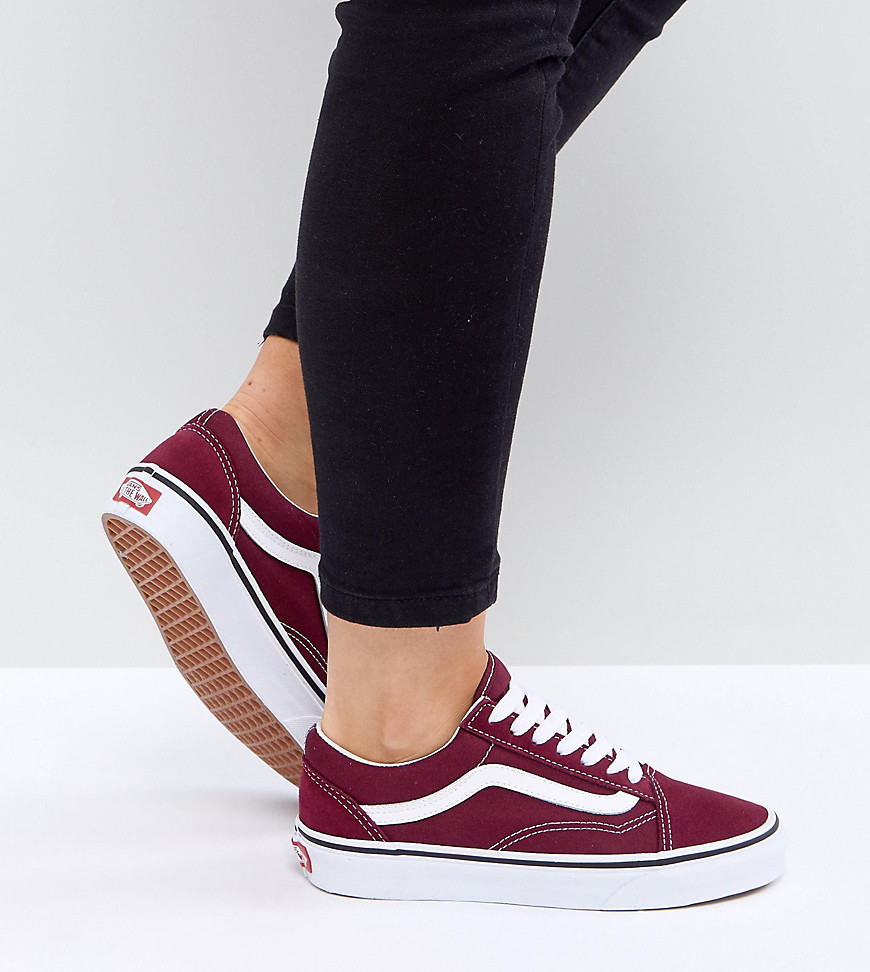 Trainers by Vans Unisex style Suede overlays Lace-up fastening Padded cuff Vans Old Skool stripe to 