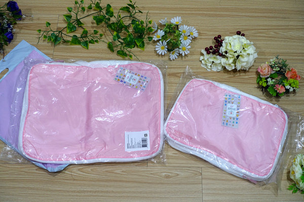 美極品神奇衣物縮小包，旅行壓縮袋推薦，防潑水處理不怕弄濕，衣服不會變皺、髒衣服可分開放，用手輕鬆壓縮有效節省空間的衣物收納袋