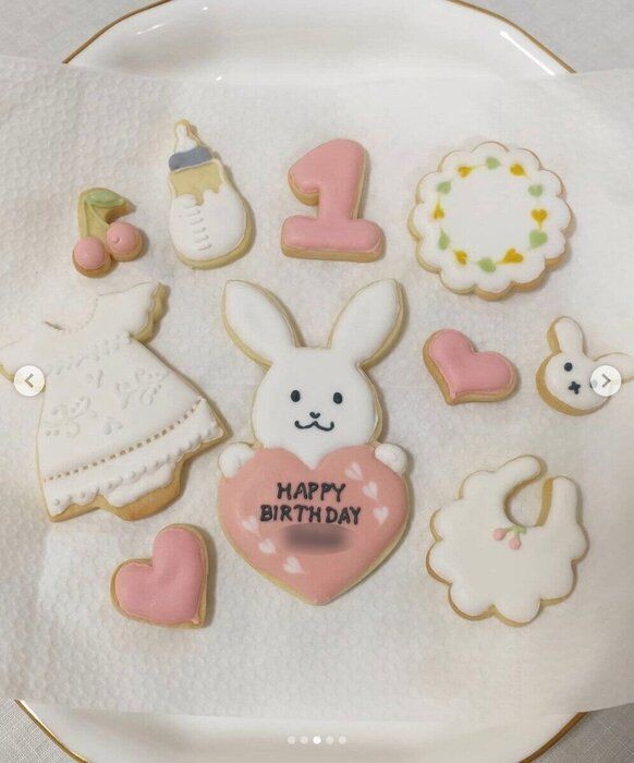 1歳誕生日祝いに 超おしゃれなアイシングクッキー