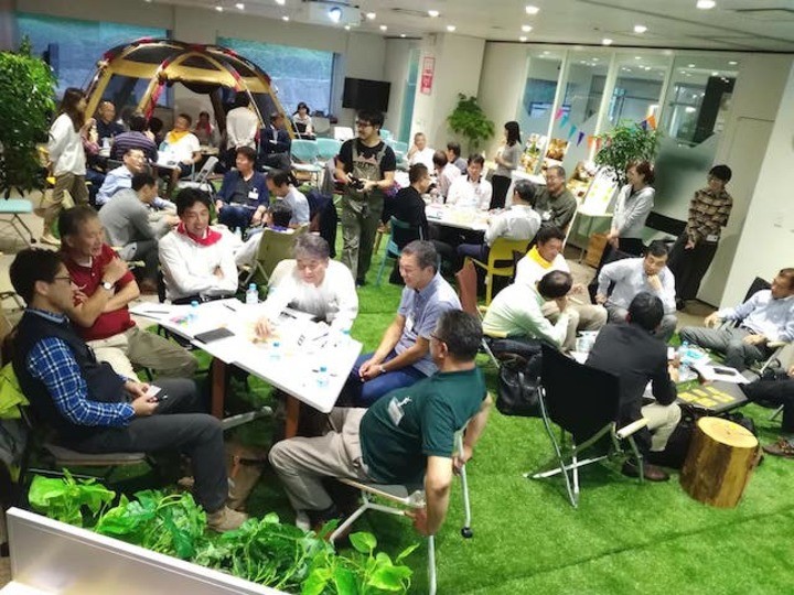 上場に必要な文書を非公開で提出 エアビーアンドビーのceoブライアン チェスキーの歩み