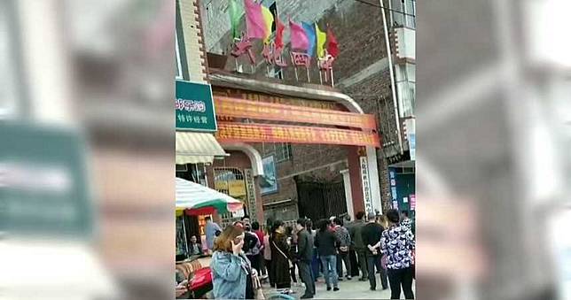 校園血案！他「找小孩報復」隨機捅學生　當場噴血慘死