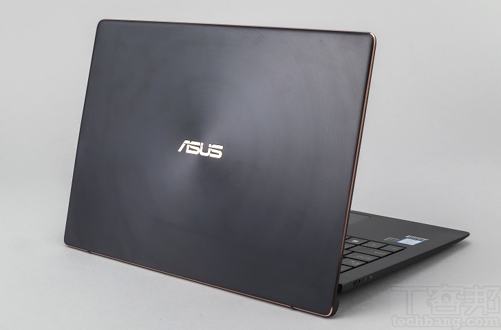 Asus ZenBook S UX391UA 評測：1公斤輕薄旗艦新作，集合主流與商務筆電優勢