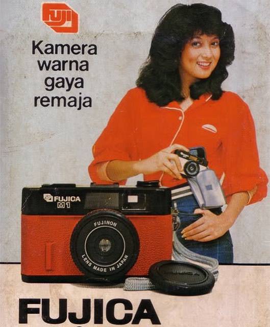 11 Potret Seleb Saat Jadi Bintang Iklan Jadul, Nostalgia Banget Nih