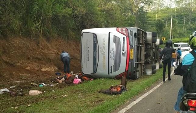 Kisah Nyata Tanjakan Emen Yang Bisa Bikin Bulu Kuduk Anda Berdiri Jika Berada Disana 