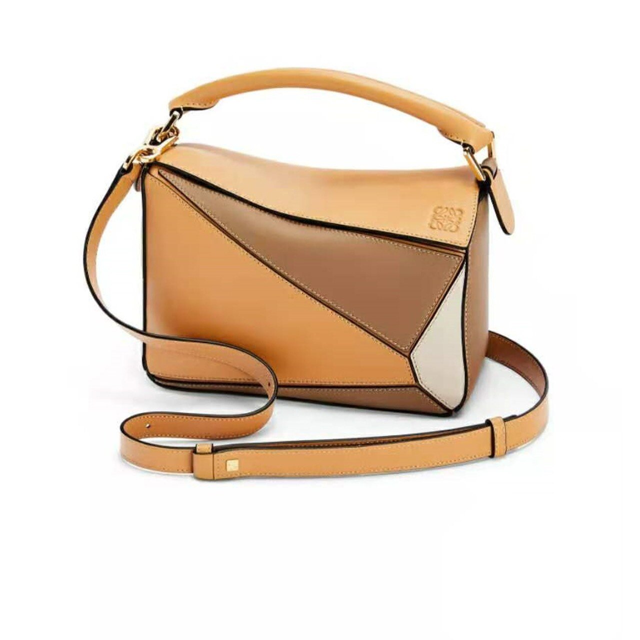 LOEWE 黃色拼接手提單肩包 尺寸2410.516.5cm 限時特價75800/個 台灣售97000