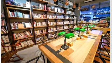 台東咖啡廳 食冊cafe書店～是書店也是咖啡館，城市中的靜謐角落
