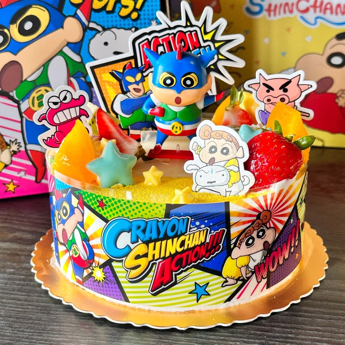 蠟筆小新在85℃！85℃獨家開賣4款蠟筆小新蛋糕，小新一家、動感超人現身再送小新公仔