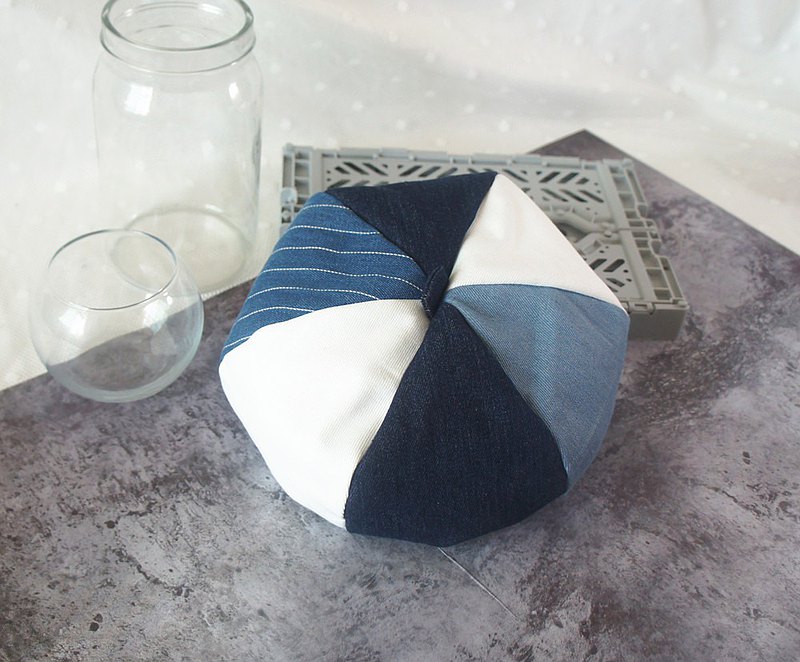 多種牛仔布拼布貝雷帽， 顏色中性，男女合適， 可搭配情侶款和親自款。 請留言頭圍。