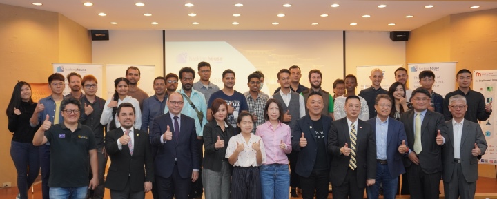 第2屆Sigfox Hacking House活動受到眾多國內外政、商界人物支持，也吸引許多國外參加者共襄盛舉。