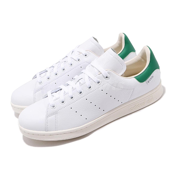 版型偏大,建議選購小半號 愛迪達 Originals 三葉草 球鞋推薦款