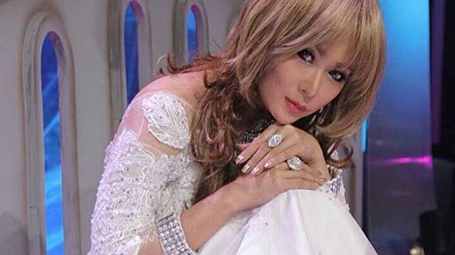 Nama Asli 7 Pedangdut Ini Bakal Bikin Kalian Melongo, Beda Jauh Banget!