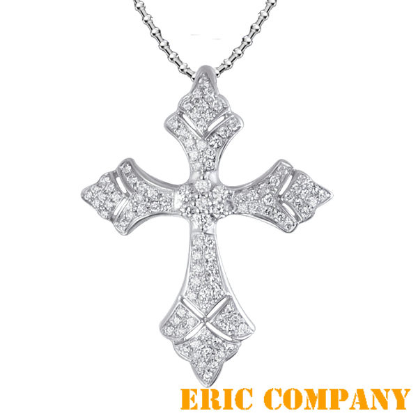 典雅高貴的十字架造型，仿古典莊園的設計風格， 莊重又不失活潑感，搭配起來時尚大方