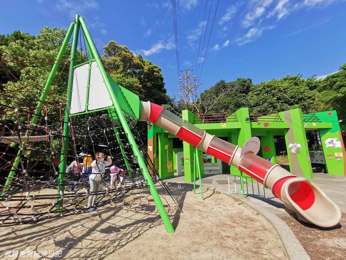 玩到虛脫都不想回家！雙北８「最強親子公園」：28米長滾輪滑梯、輕軌遊樂場