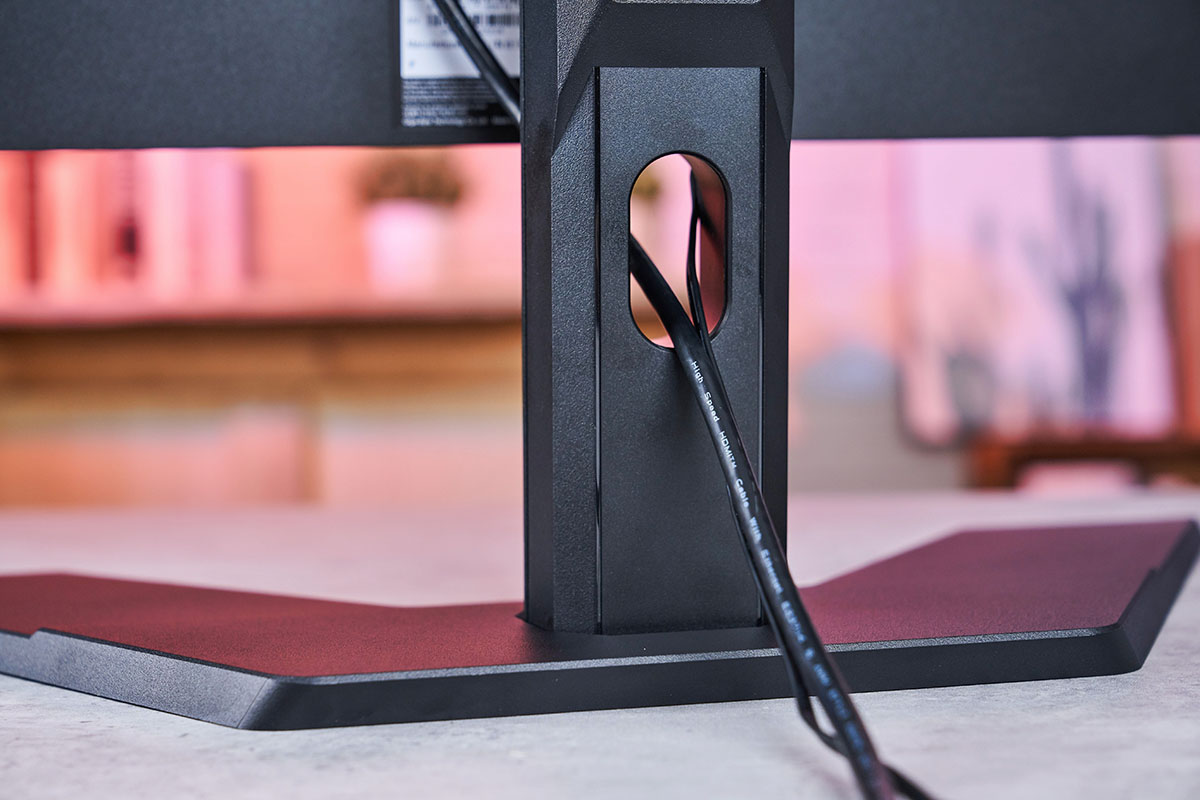 GIGA G32QC 165Hz 極速HDR 電競螢曲面幕，1ms 超快反應，OSD Sidekick 強大操控力