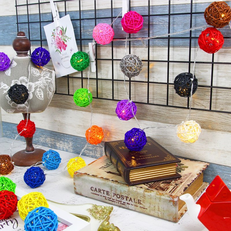 Atmosphere Rattan Ball Lights 手工編織籐球 浪漫藝術氣氛燈 20個籐球 + LED燈(暖黃光) 商品使用紙盒包裝，避免運送期間堆壓造成籐球任何損傷 另有電池款式 ↓ ht
