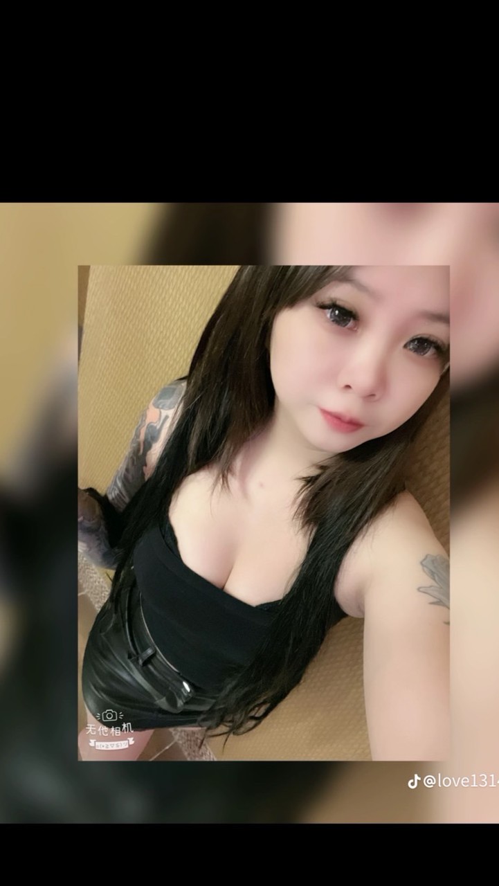年少輕狂不懂事.刺青來證明.