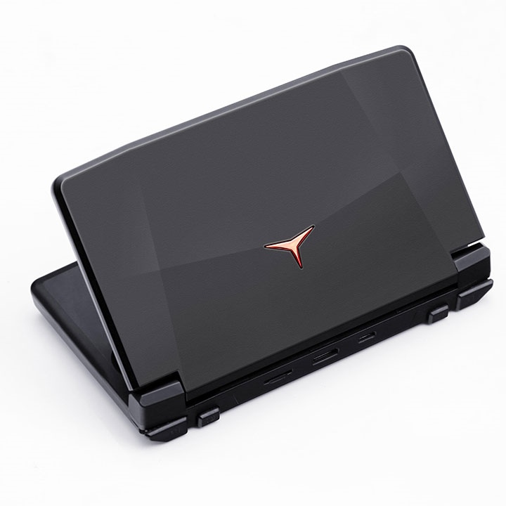 PowKiddy X18掌上型遊戲機，電競造型搭Android 7作業系統