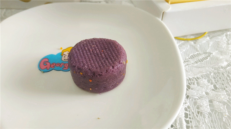 大富研究所・烘焙の專門店｜BR. BakingStudio豐富顏色的馬卡酥MACASWEET禮盒和中秋節送禮必備蛋黃酥 ，月圓圓創意禮盒組讓人忘不了的好滋味19.jpg