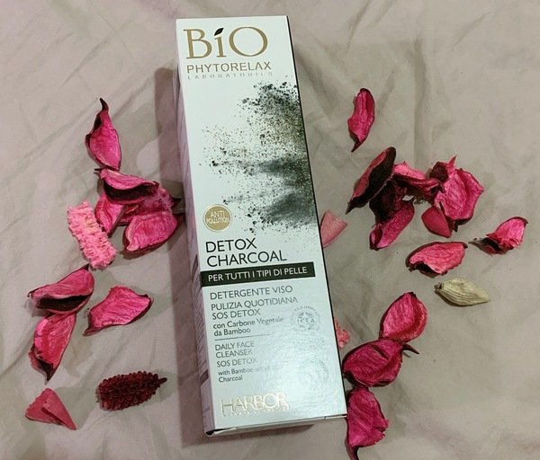 倪倪愛保養－『保養品推薦』歐美名媛女星網紅草本植萃天然保養聖品-來自歐洲MUJER法國原裝花植淨白臻萃/Dr.Konopka's有機金縷香沐浴精華/義大利黑鑽深層淨化潔顏精華開箱分享