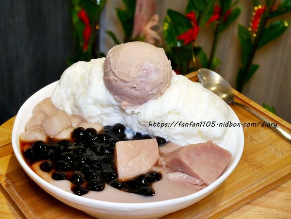 【永和美食】何家古制秘糖 #雪花冰 #珍想芋見泥 #豬血糕花生 #蛋捲牛奶冰炫風 #古坑重拿鐵 #永和冰店 #IG 打卡美食 (9).JPG