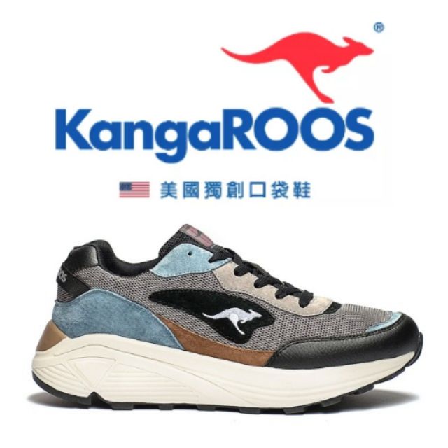 美國KangaROOS男款BLAZE都會老爹鞋商品型號：KM91156顏色： 藍黑建議售價：NT$2080元商品特色：異材質皮料拼接及透氣網狀鞋面4.5公分增高大底，舒適顯腿長每雙均附贈字體鞋帶及素色