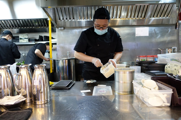 鉄火鍋環球板車店，板橋車站火鍋店，樂軒旗下平價小火鍋，298起附餐無限吃到飽的板橋個人小火鍋(含鉄火鍋菜單) 
