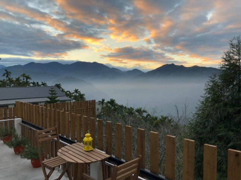 阿里山10間絕美住宿推薦！「歐洲莊園風、日式榻榻米、茶園圍繞」不用跋山涉水也能看日出雲海