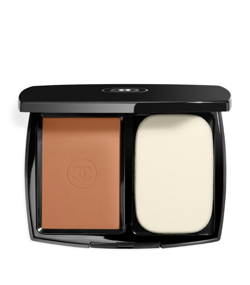 Chanel Ultra La Teint Compact Foundation