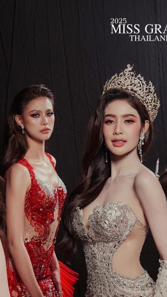 เอมหยกพี่ชายน้องชาย