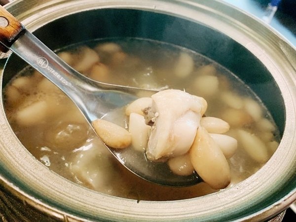 『竹南美食』(苗栗竹南星巴克旁美食、海鮮、平價快炒、燒烤、特色火鍋專賣)- 全家聚餐、宴客、聯誼、公司聚會－倪倪逛時尚-紅瓦舍x阿宗師 羊肉爐 泰國蝦直擊分享