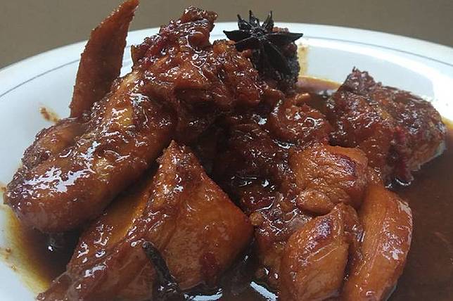 8 Resep Semur Ayam Paling Praktis Untuk Menu Makan Siang Theasianparent Line Today