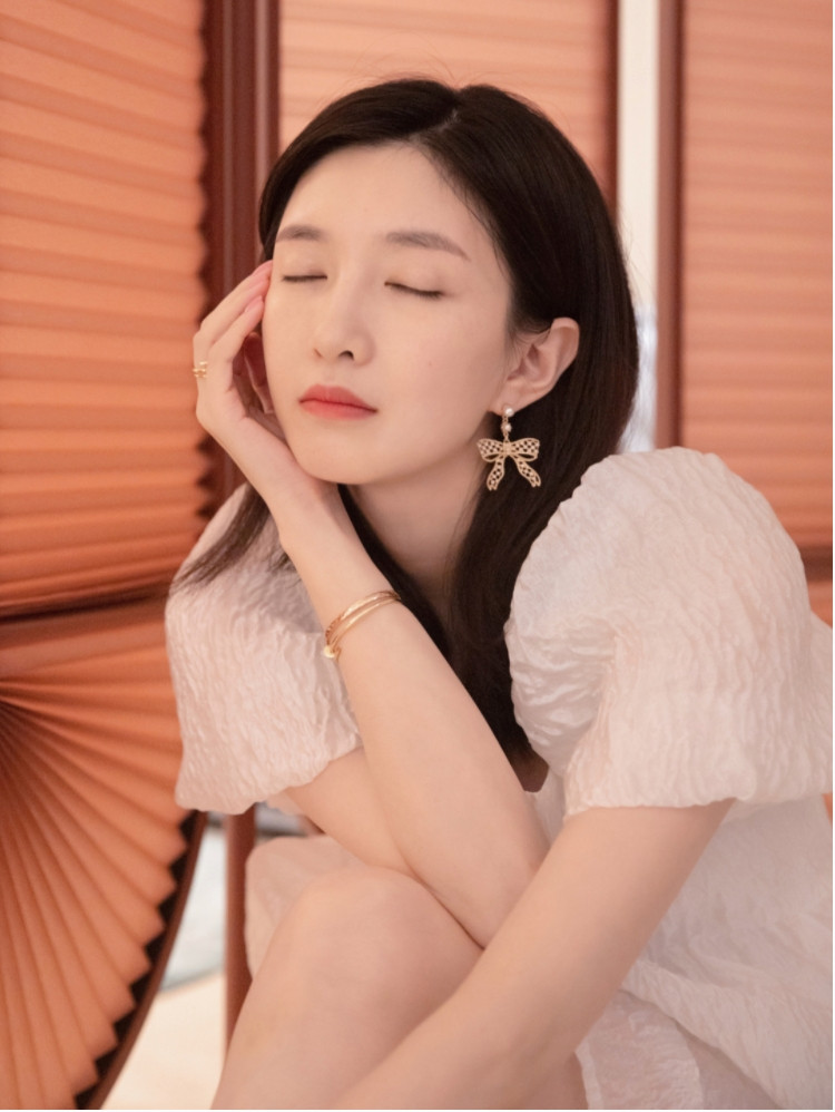 江疏影穿搭成精！江疏影穿搭4重點穿出精緻女人味