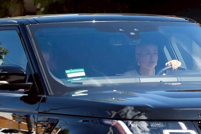 Justin Bieber Menangis Setelah Tahu Selena Gomez Kembali Jalani Perawatan Kesehatan Mental Teen Co Id Line Today