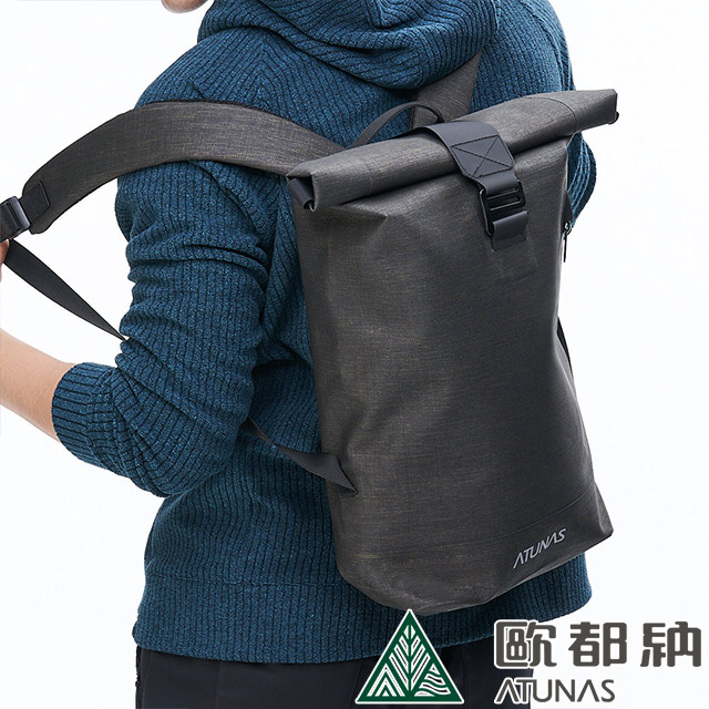 【ATUNAS 歐都納】潮流防水多功能後背包15L(A1BPAA07N黑金/後背包/機車族/防水背包)