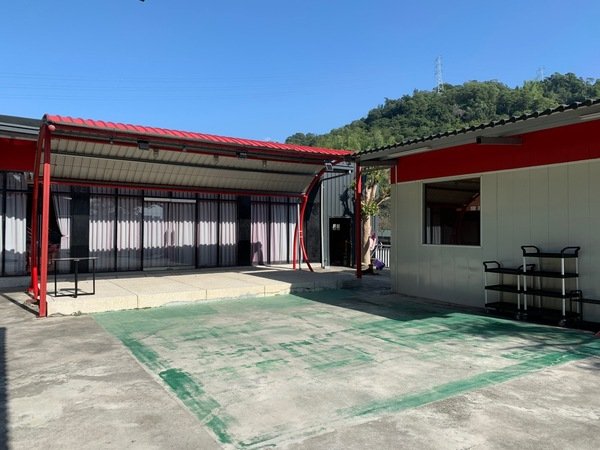 倪倪愛旅遊－『台中大坑一日遊推薦』台中近郊鳥語花香闔家出遊秘密花園-台中大坑紙箱王創意園區、東山水岸餐廳、東東芋圓直擊分享