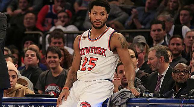 Cari Pelapis Irving, Cavaliers Lirik Derrick Rose