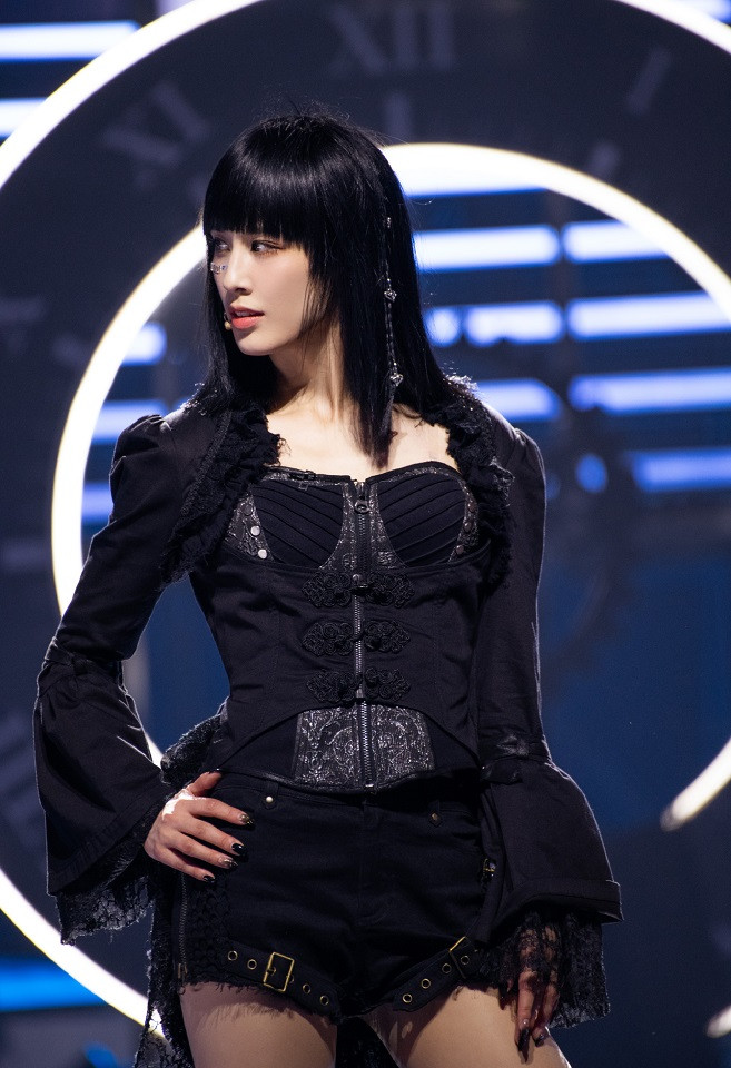 《乘風破浪的姐姐》精彩情史1：黃聖依