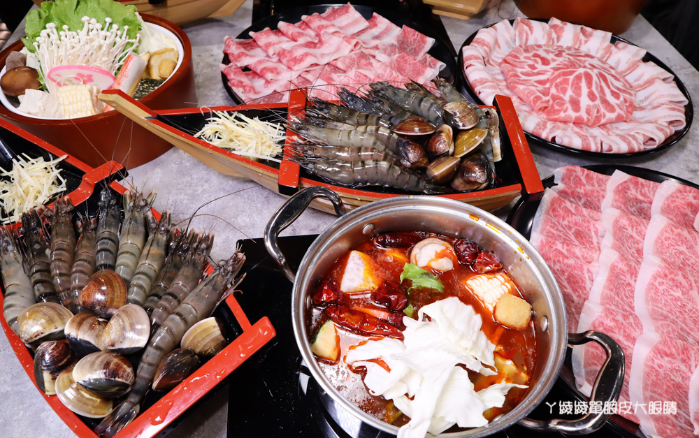 新竹火鍋無極限！竹北上官木桶鍋推出日本A5和牛吃到飽無限量供應，加碼送痛風海鮮船