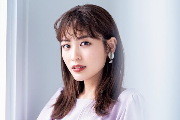 前髪ほんのちょっと変え だけで魅力的 新鮮な印象に ふわっくる前髪 マジック