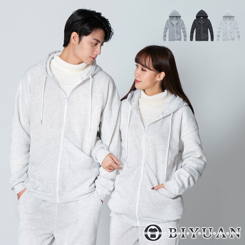 詳細尺寸表 請參考圖片尺寸圖~特殊輕量化麻花布料 /台灣製造 /又輕 又挺 又保暖 獨家設計超大造型口袋/落間 寬鬆板型/購買前請務必詳讀購物須知並確認100%可接受才訂購.如有尺寸/顏色/個人因素不