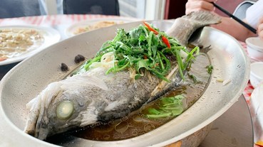 集集美食 吃飯店 | 大份量合菜餐廳，厚實菜圃蛋，超實在的蝦仁炒麵！