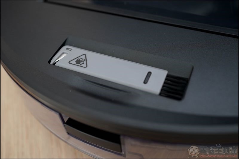 ECOVACS DEEBOT T8 AIVI 開箱 - 17