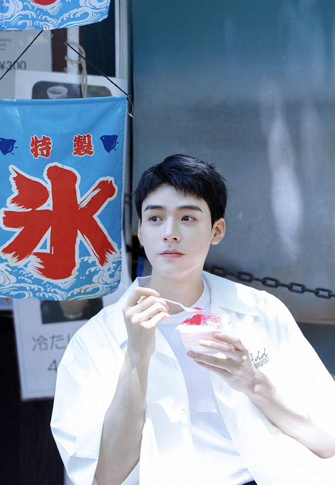 熱播古裝甜寵劇古裝男神1：龔俊 飾演《絕世千金完結篇》鐘無寐