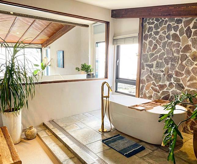 聽著海聲迷路（圖片來源：IG @winnie_winnie520）